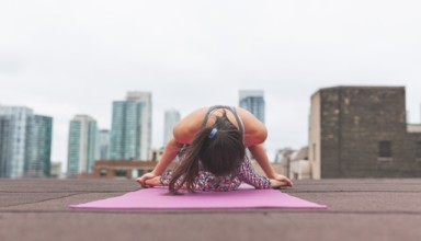 girl doing yoga in morning time