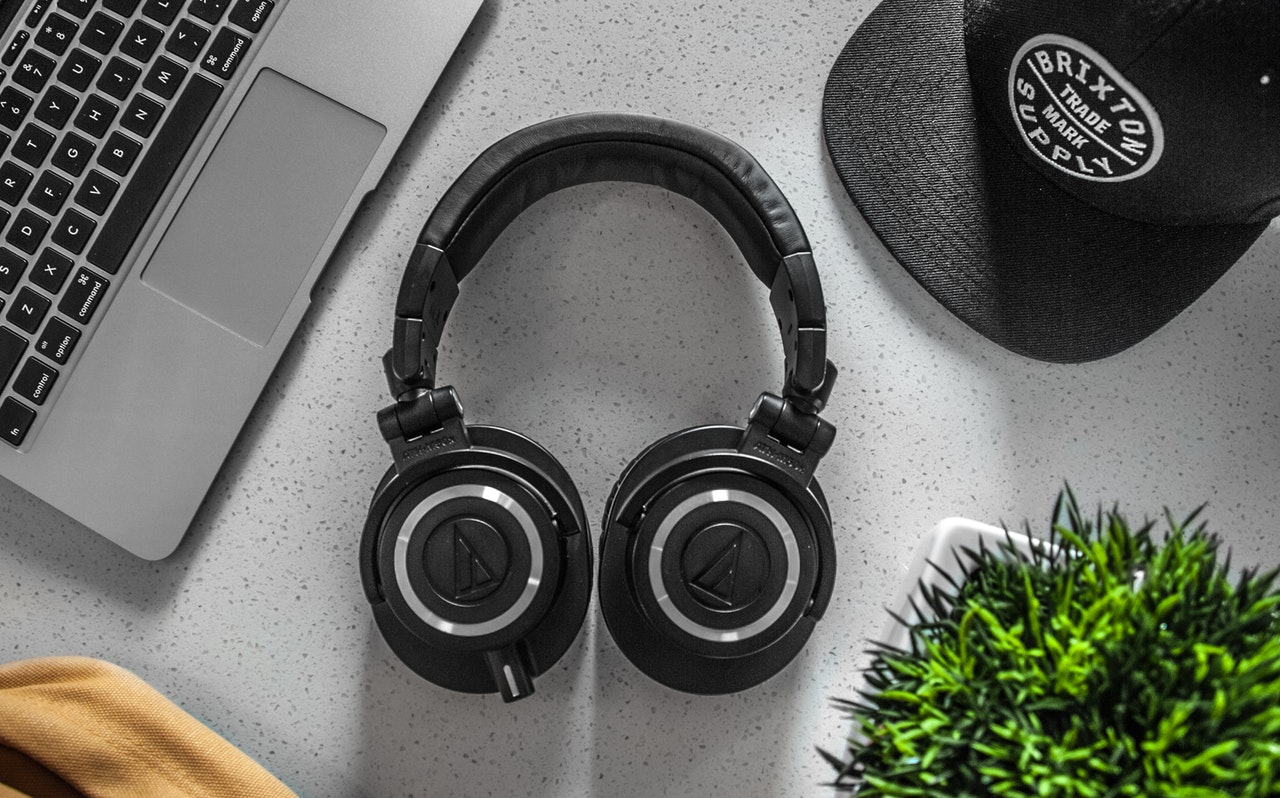 philips tws upbeat