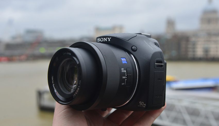 Sony CyberShot HX400V digital camera