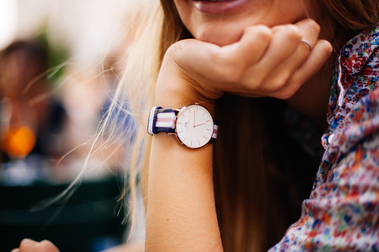 watch under 1000 rupees