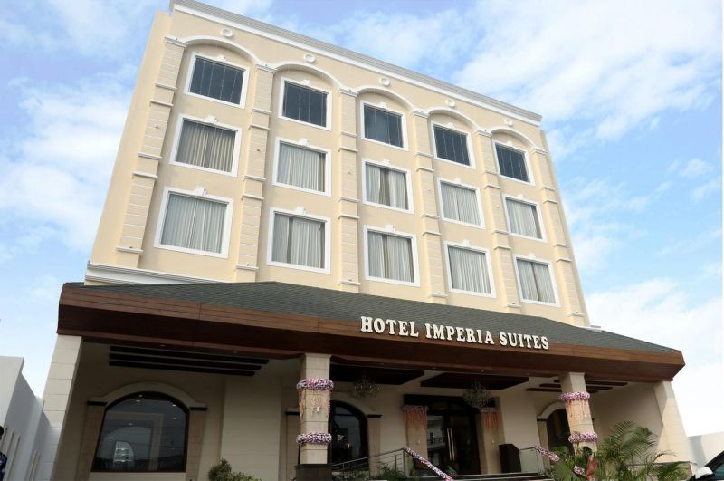 Hotel Imperia Suites