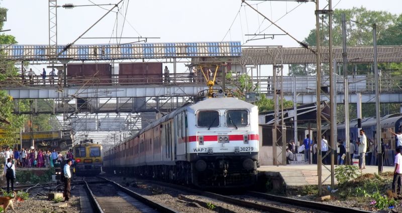 Rajdhani Express (Mumbai Central – New Delhi)