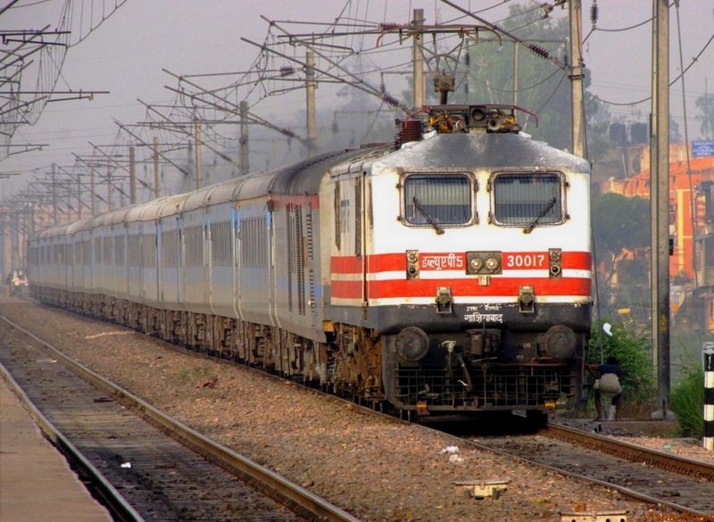 Shatabdi Express (New Delhi-Lucknow)