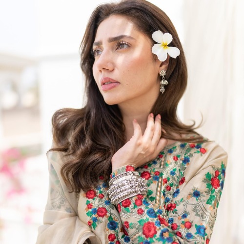 Mahira Khan