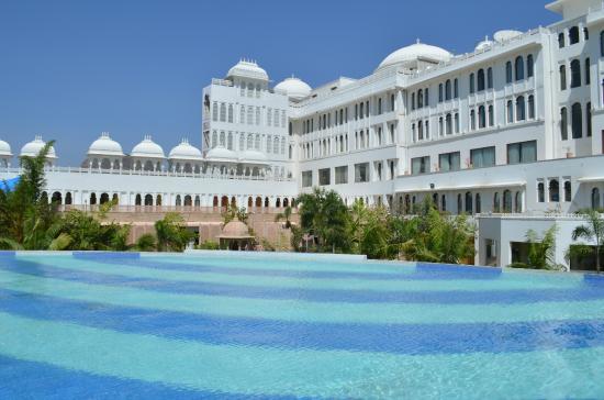 Radisson Blu Udaipur Palace Resort and Spa