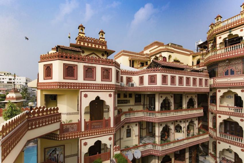 25 Best Hotels In Jaipur For Enjoying A Princely Stay In The Pink City