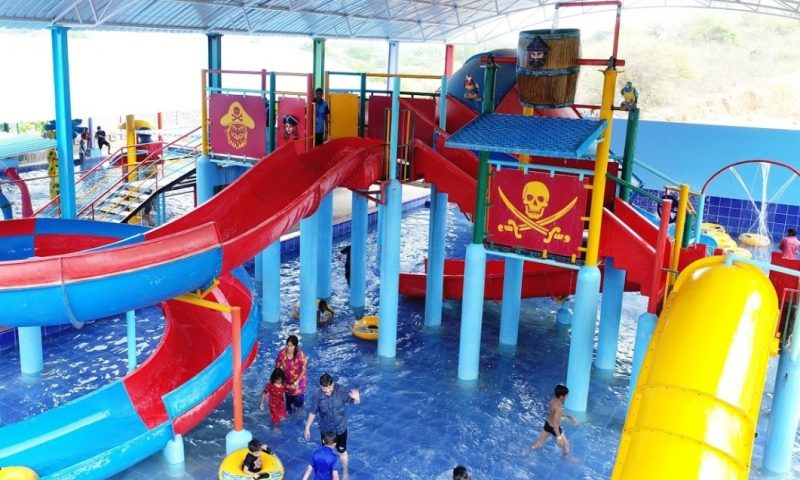 ESCAPE WATER PARK 