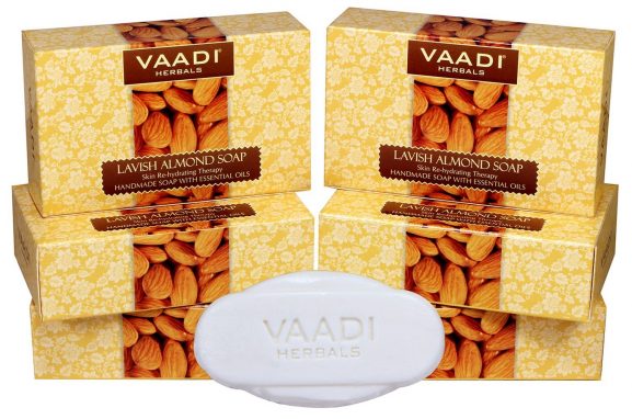 Vaadi Lavish Almond Soap