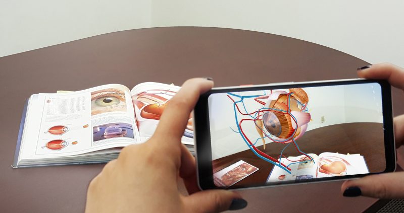 Reality Apps for Healthcare and Medicine