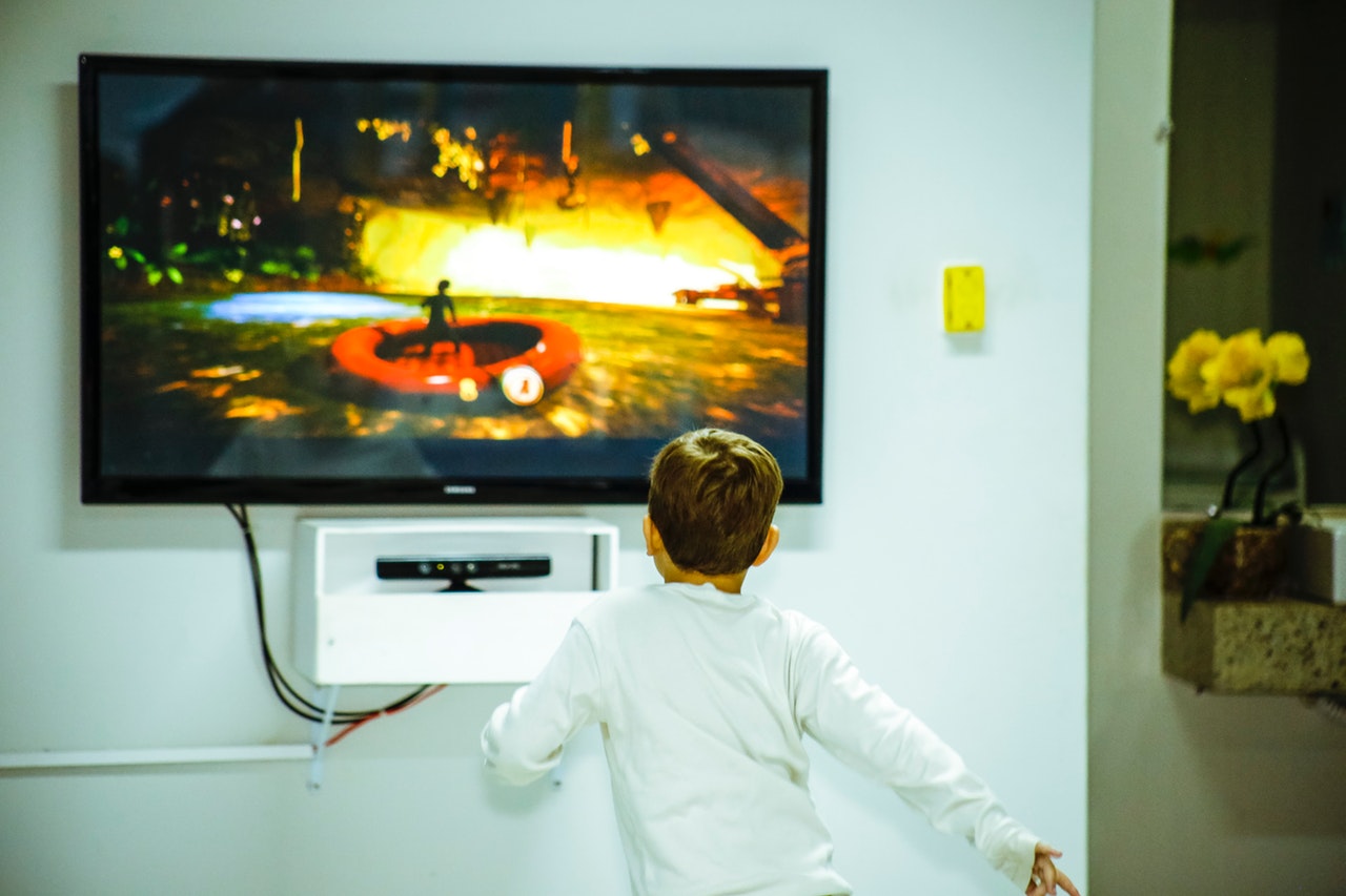 How Long Should TVs Last? Tips to Increase Lifespan of TV