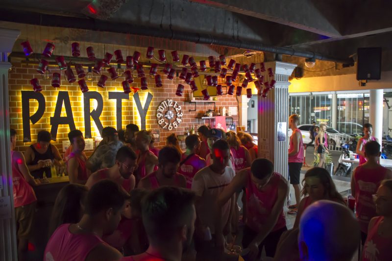 Bodega Phuket Party Hostel