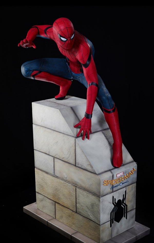 SPIDER-MAN HOMECOMING - SPIDERMAN LIFE-SIZE STATUE